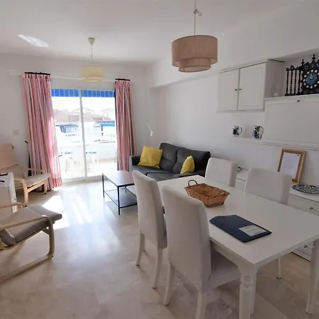 Edf. Fuentes A 2ºb Apartmán *